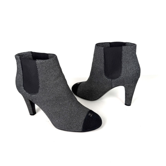 Authentic CHANEL Black Silver Tweed CC Logo Ankle Booties Boots 40 9.5 - Picture 2 of 13